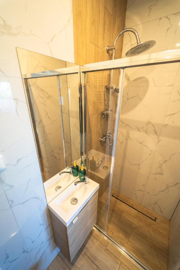 Kolorowe Apartamenty W Mielnie! 350M Od Plazy - 100M Od Jeziora! ミエルノ エクステリア 写真